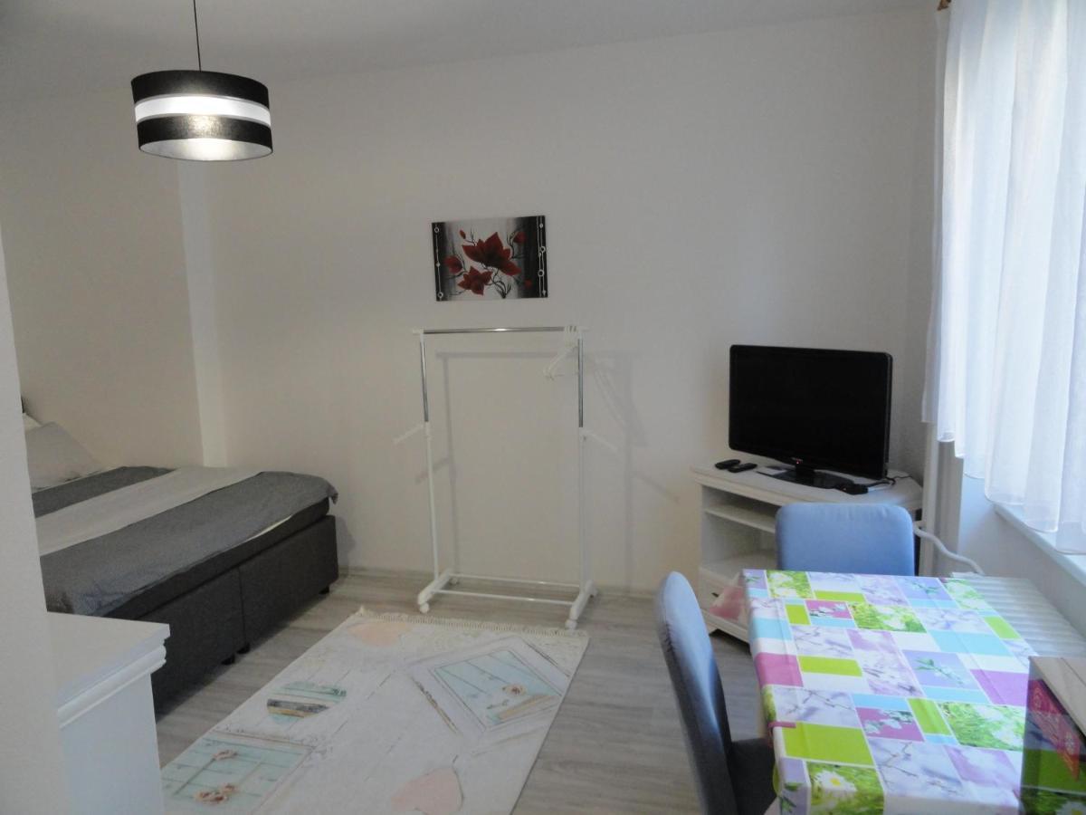 Apartman Sluka Jilemnice Exterior foto