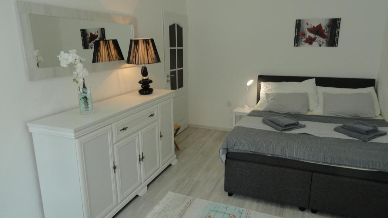 Apartman Sluka Jilemnice Exterior foto